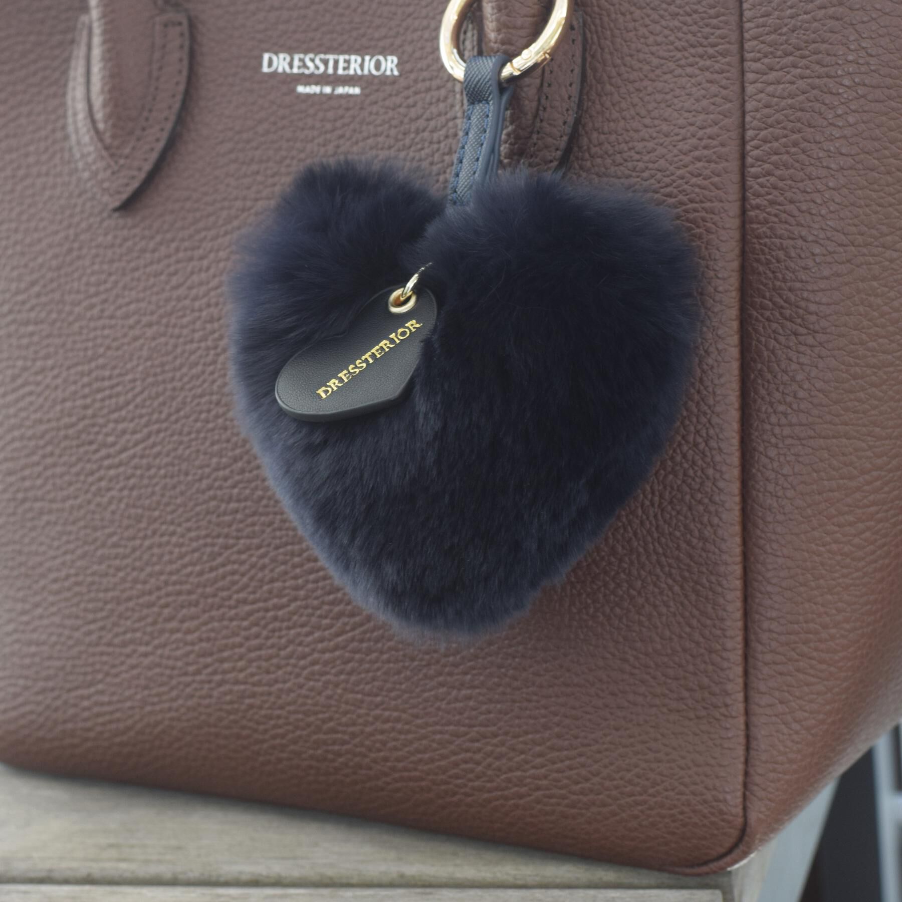 DRESSTERIOR「ラビットファーハートチャーム」|キーケース|ネイビー(094)