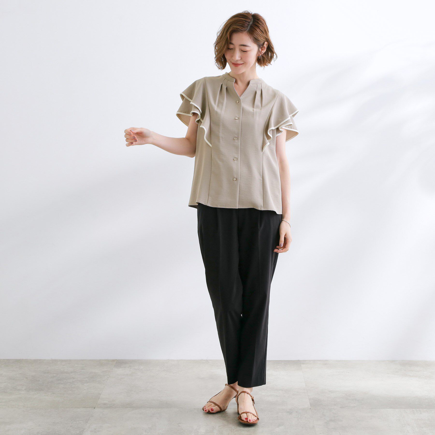 grove「【さらりと着られる】多機能フリルブラウス」|シャツ・ブラウス|