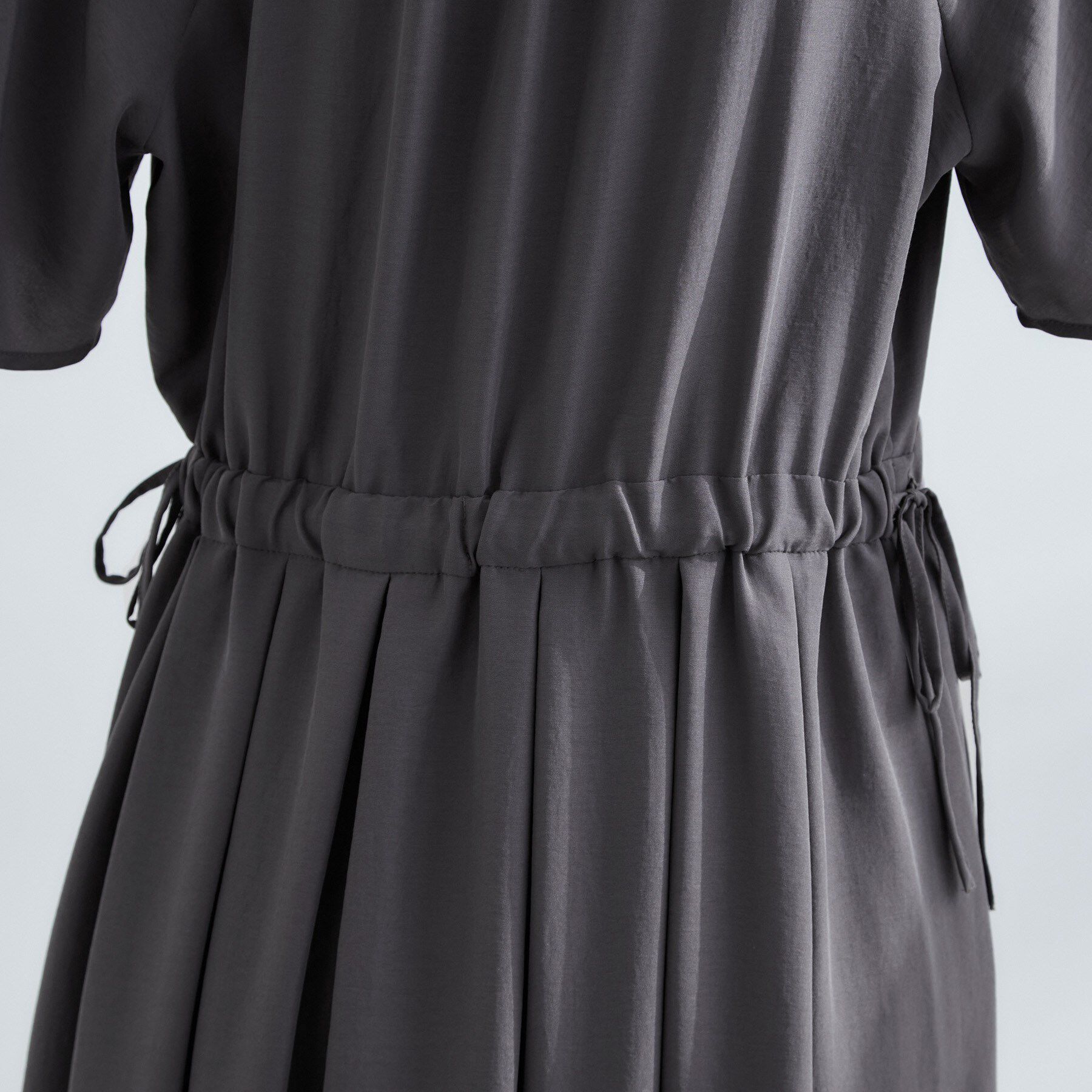 grove「【晴れの日も雨の日も】撥水エアリーフレアスリーブワンピース」|ワンピース|