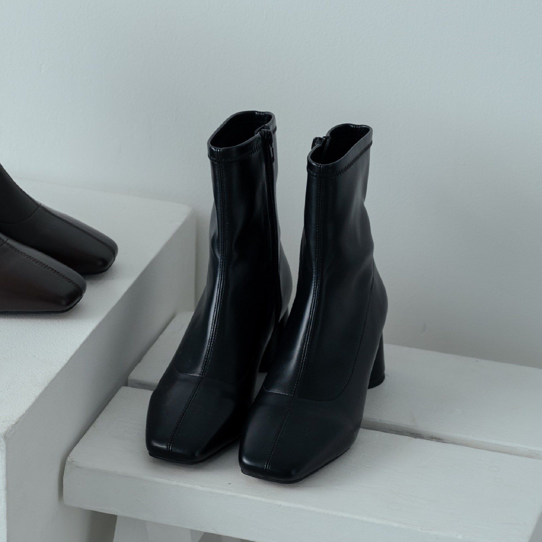 GALLEST「【再入荷】パネルストレッチショートブーツ」|ショートブーツ|ブラック(019)