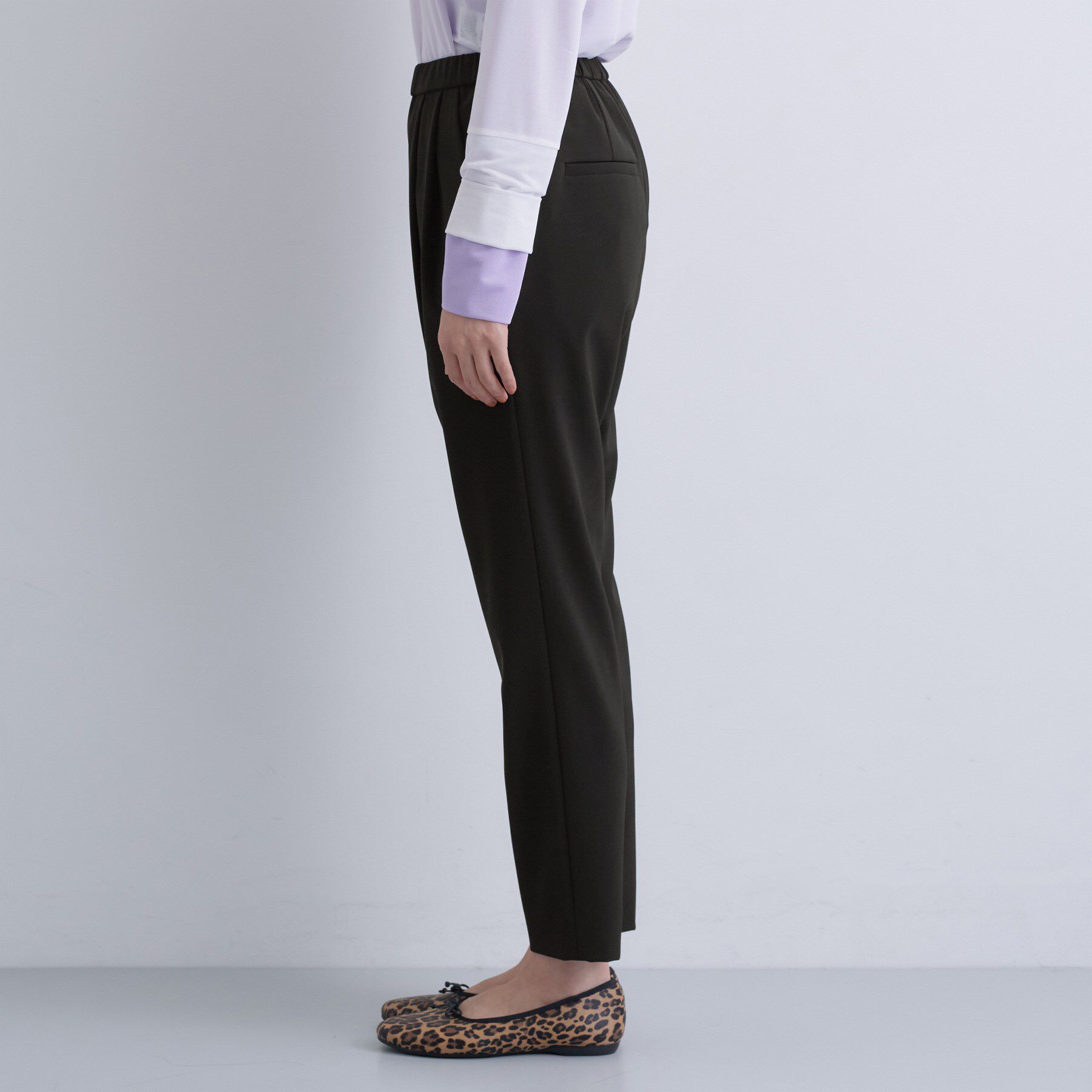 INDIVI「人気NO.1【褒められパンツ／高ストレッチ／ウエストゴム】タックテーパードパンツ」|その他|