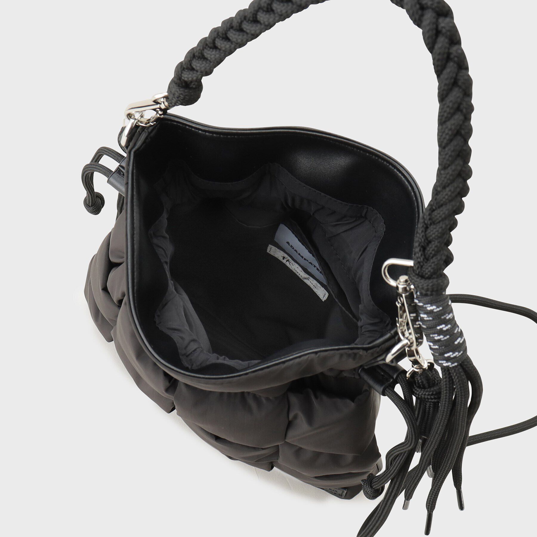 tk.TAKEO KIKUCHI「ADAMPATEK 別注 パテッドイントレ巾着ショルダーバッグ」|ショルダー・メッセンジャー|