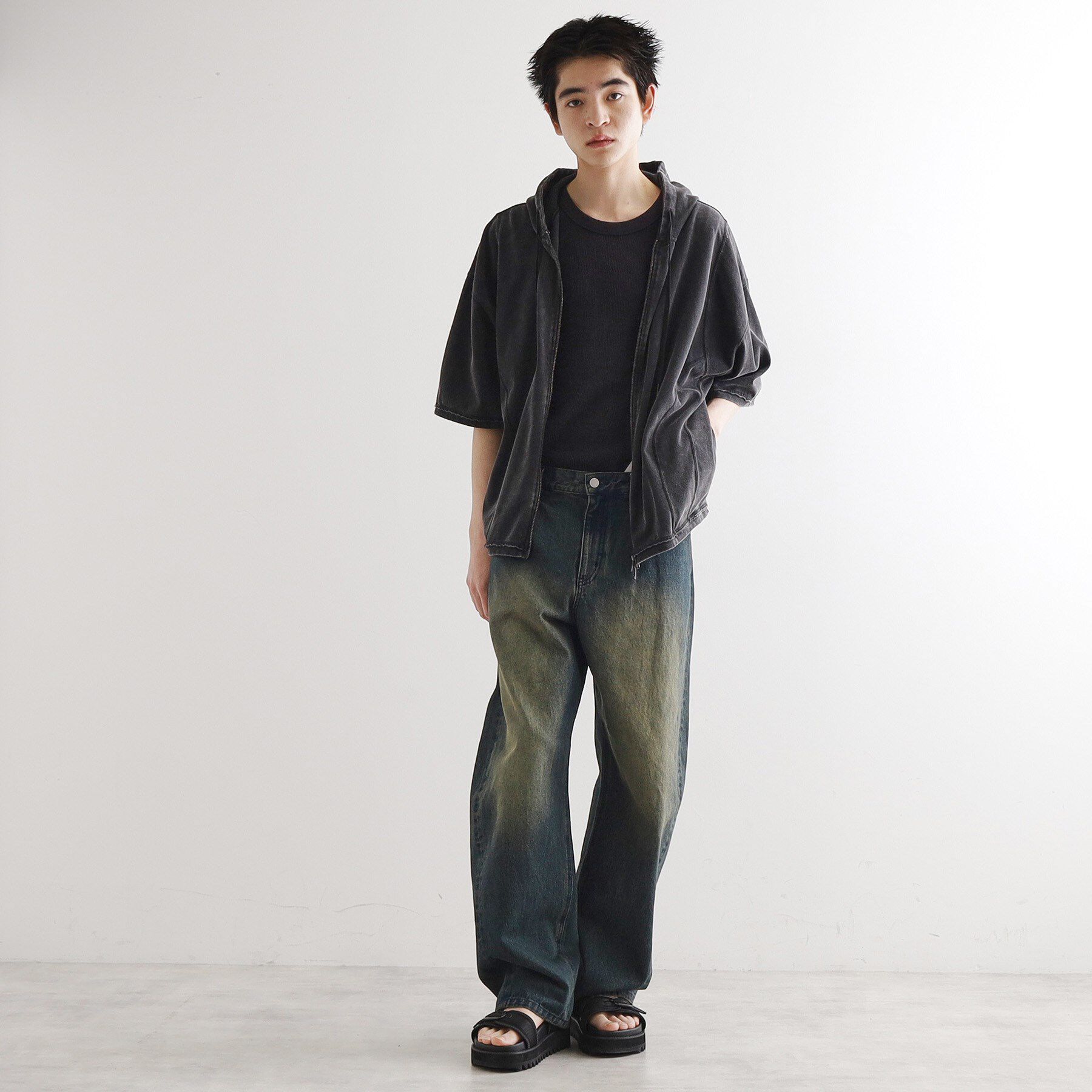 tk.TAKEO KIKUCHI「ヴィンテージライククロップドパーカ」|パーカー|