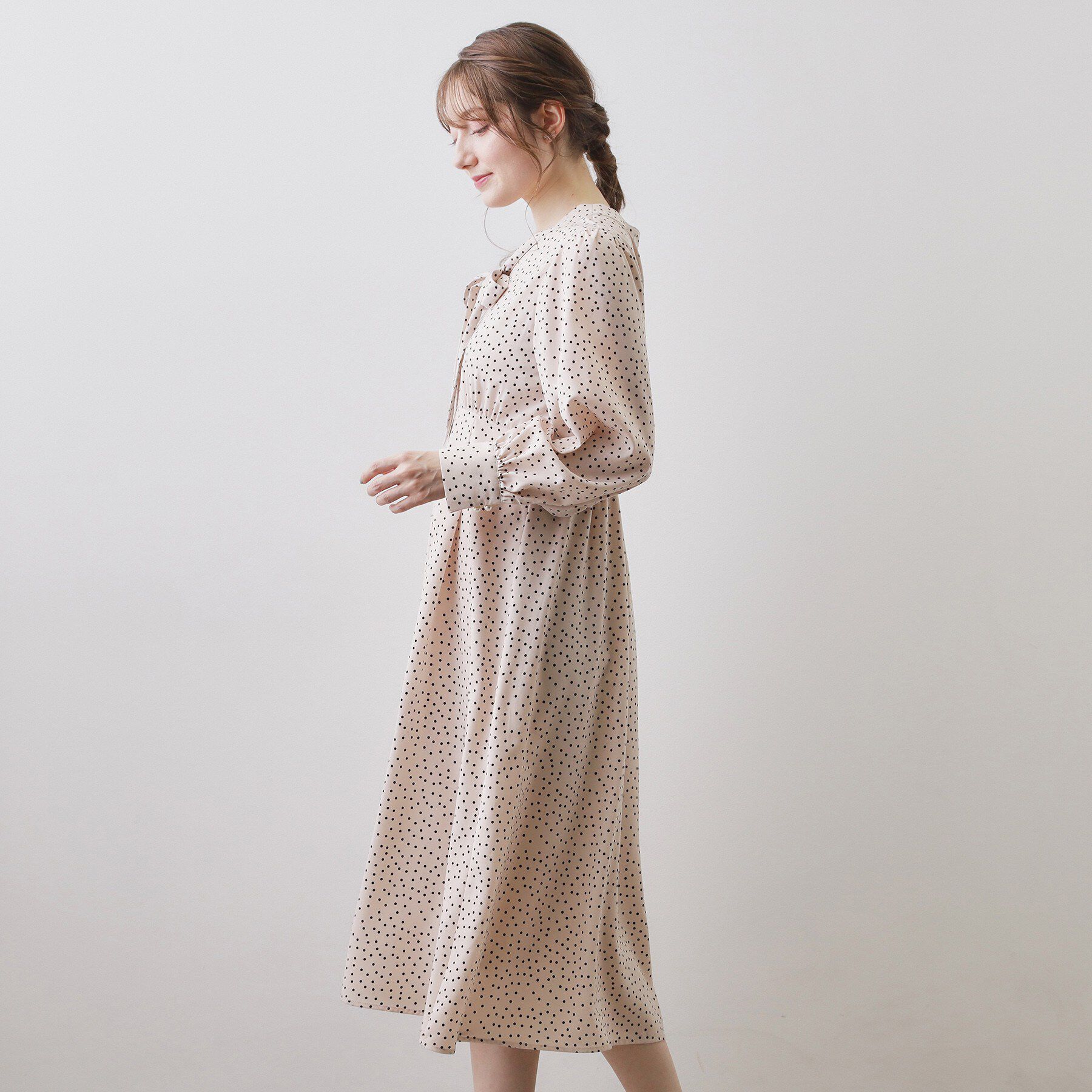 index「リボンボウタイドットワンピース【洗濯機OK/イージーアイロン/防シワ】」|ワンピース|