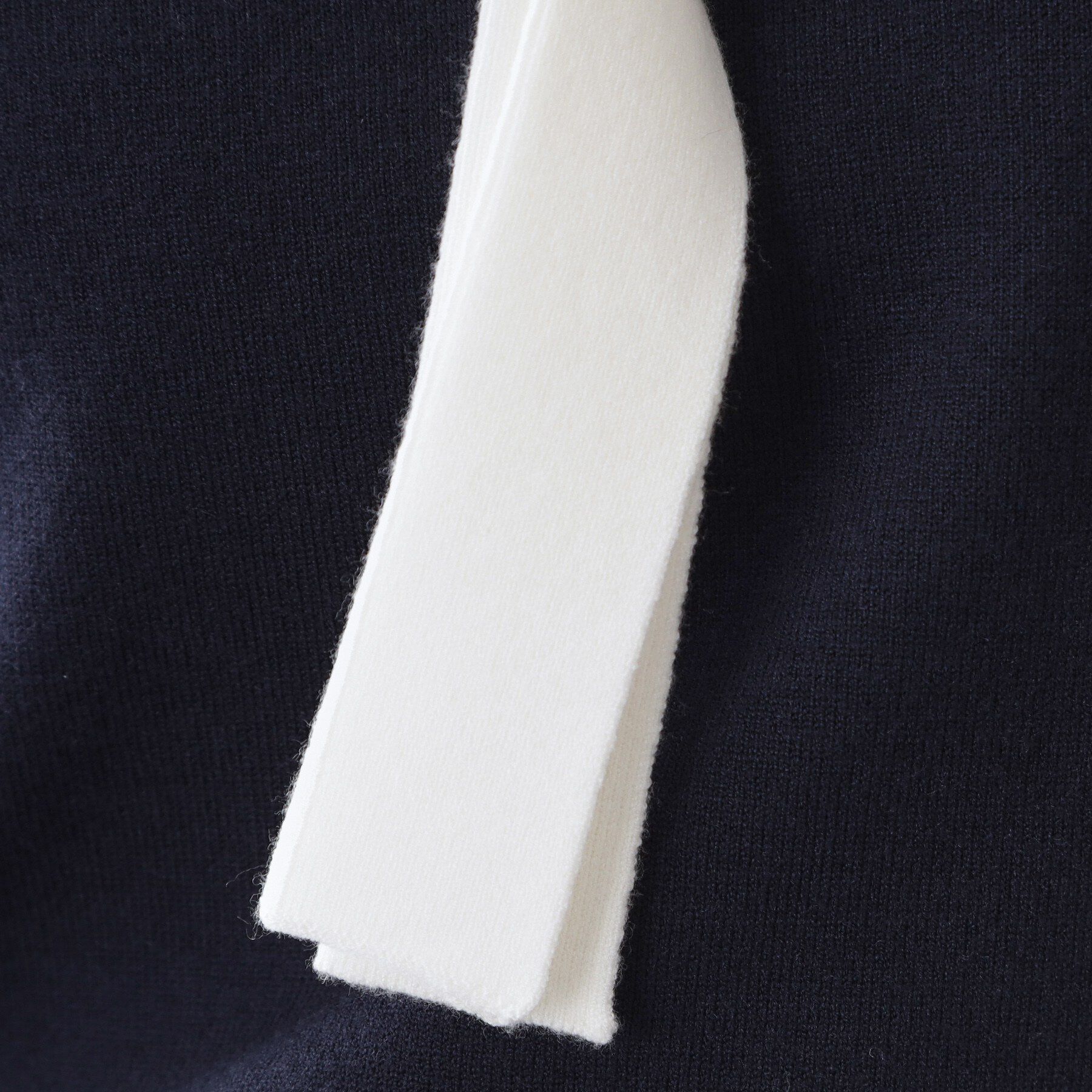 index「バイカラーボウタイパール調ニット【洗濯機OK】」|ニット・セーター|