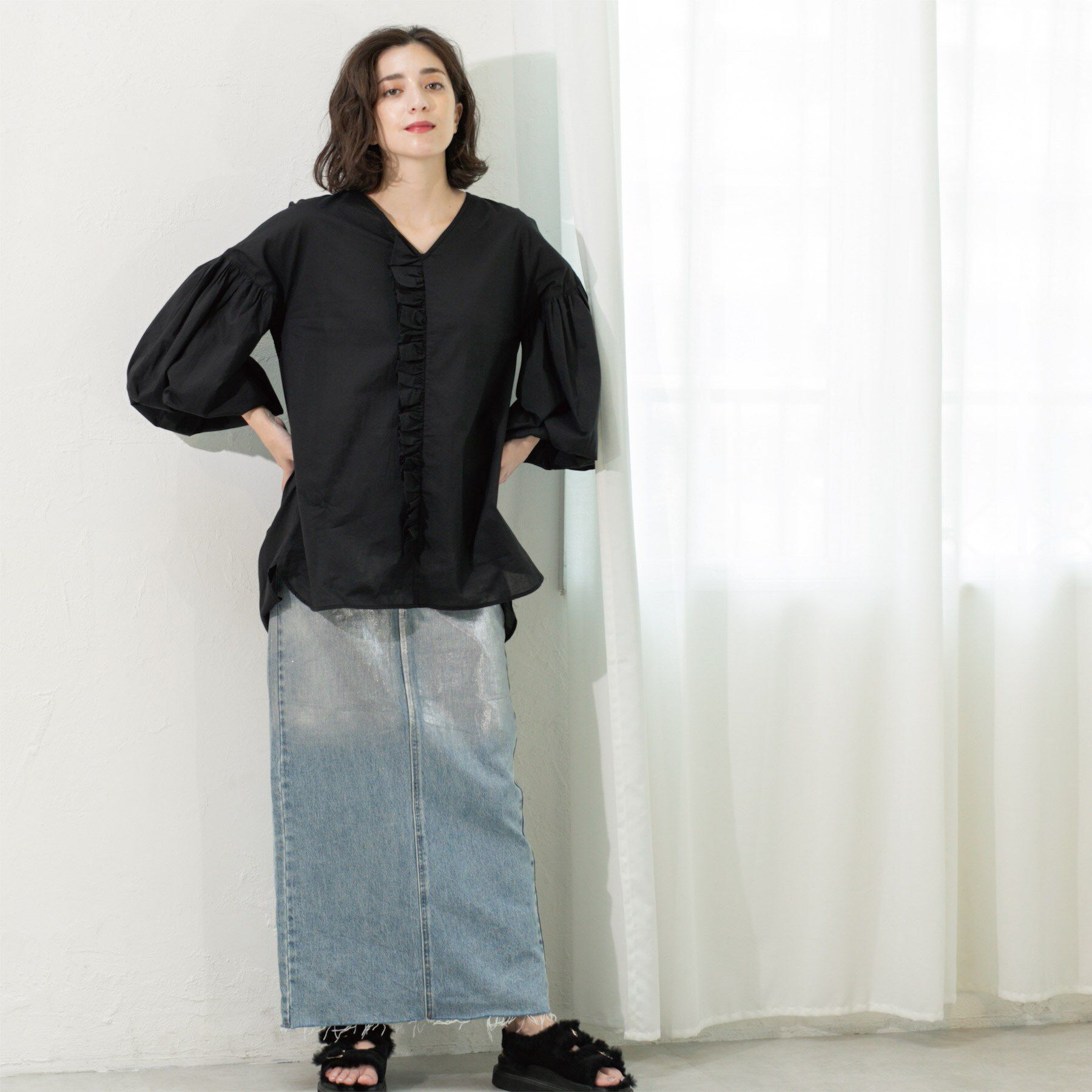 OPAQUE.CLIP「Vネックアシメフリルブラウス【洗濯機洗い可】」|シャツ・ブラウス|