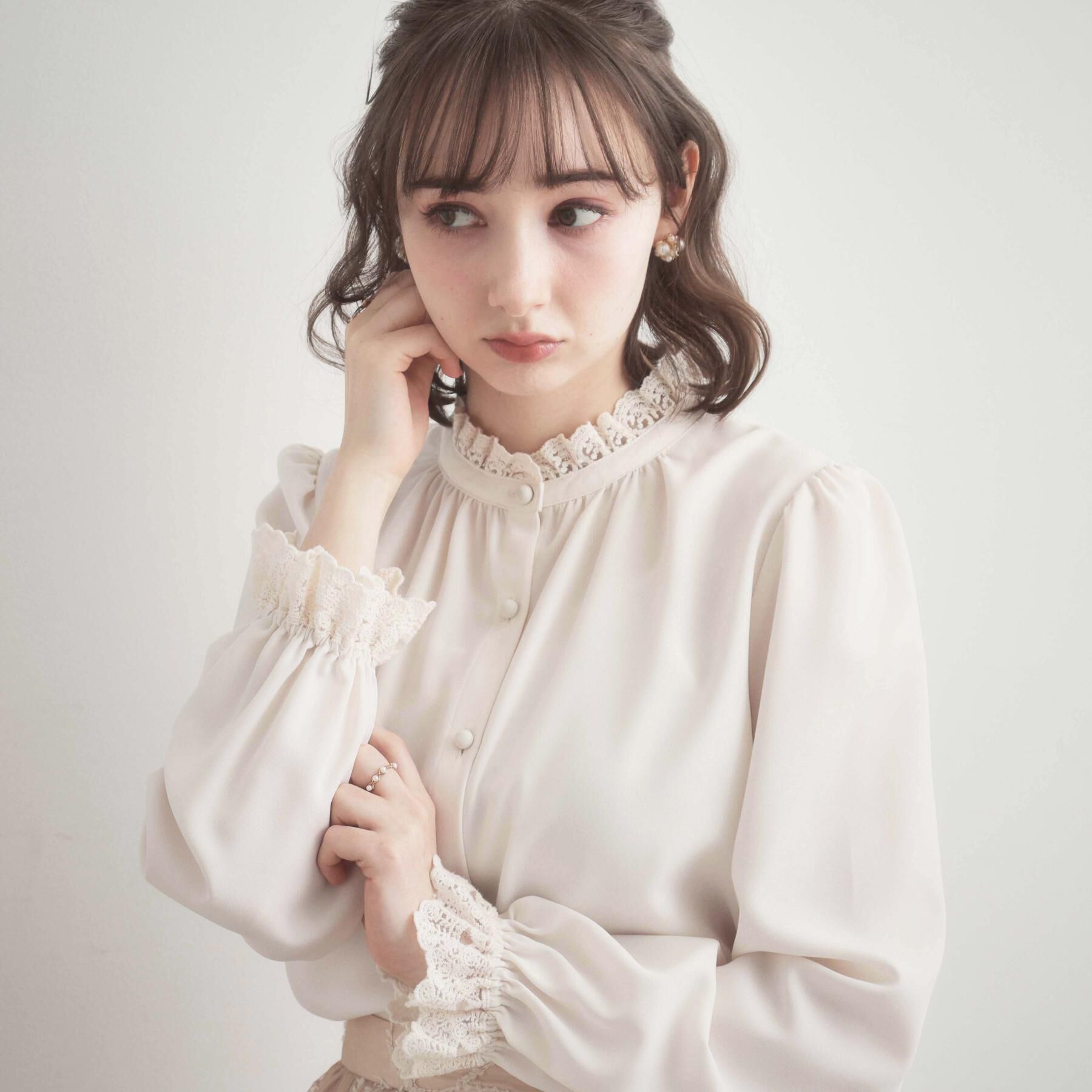 Couture broach「【2WAY・ハレの日・通勤】エンブロレースブラウス」|シャツ・ブラウス|