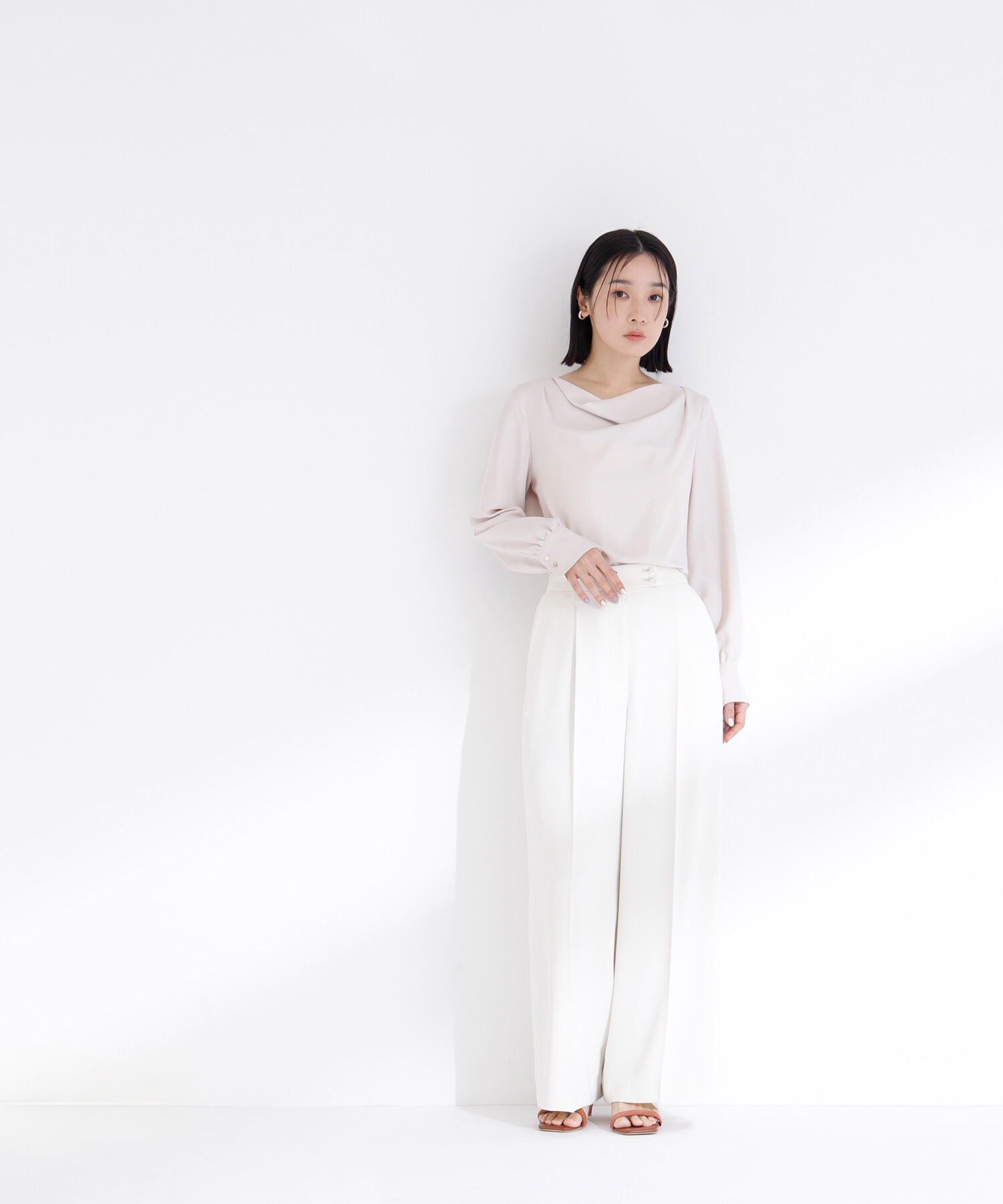  「ドレープネックブラウス」|シャツ・ブラウス|