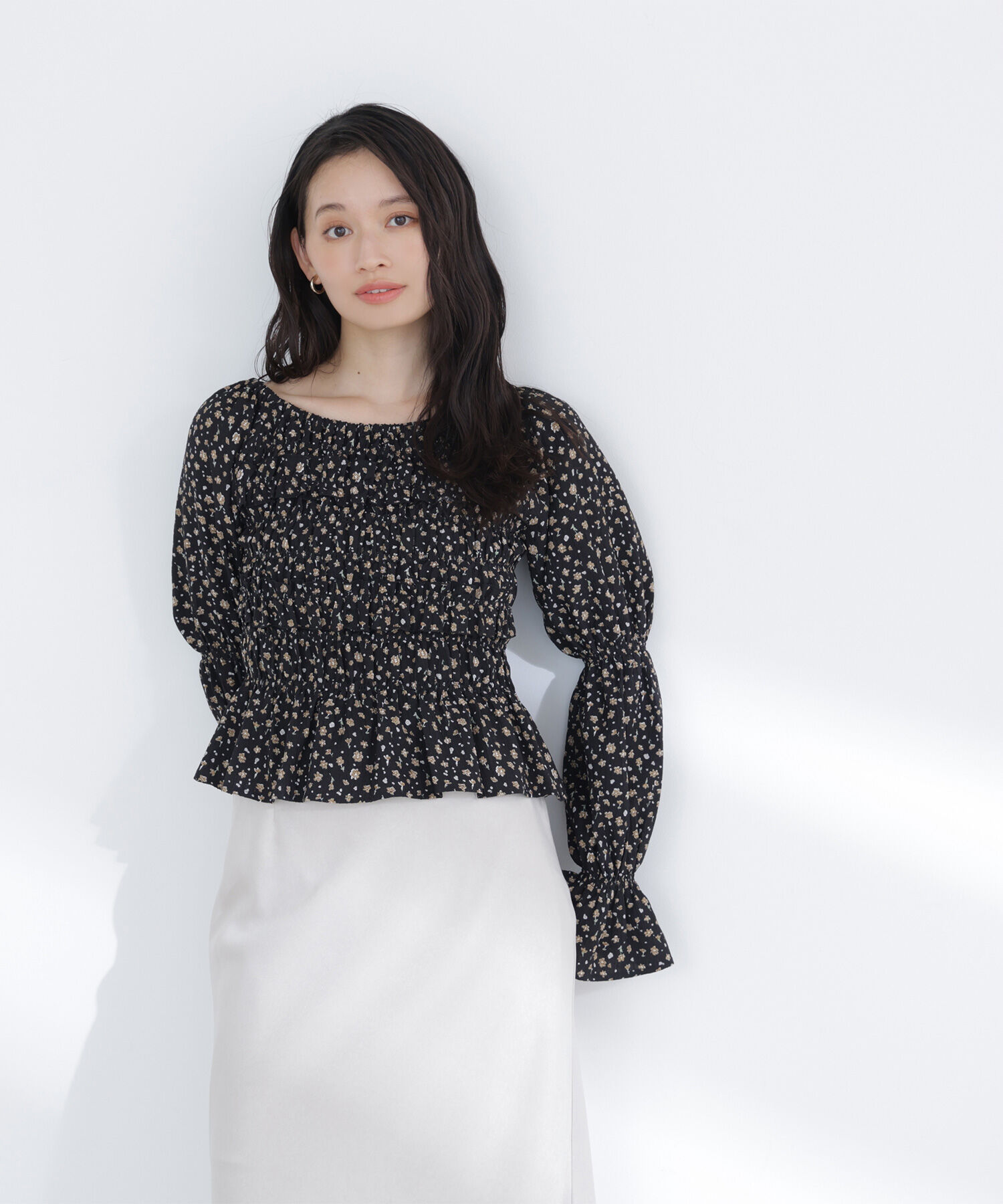  「ミニフラワーシャーリングブラウス」|シャツ・ブラウス|