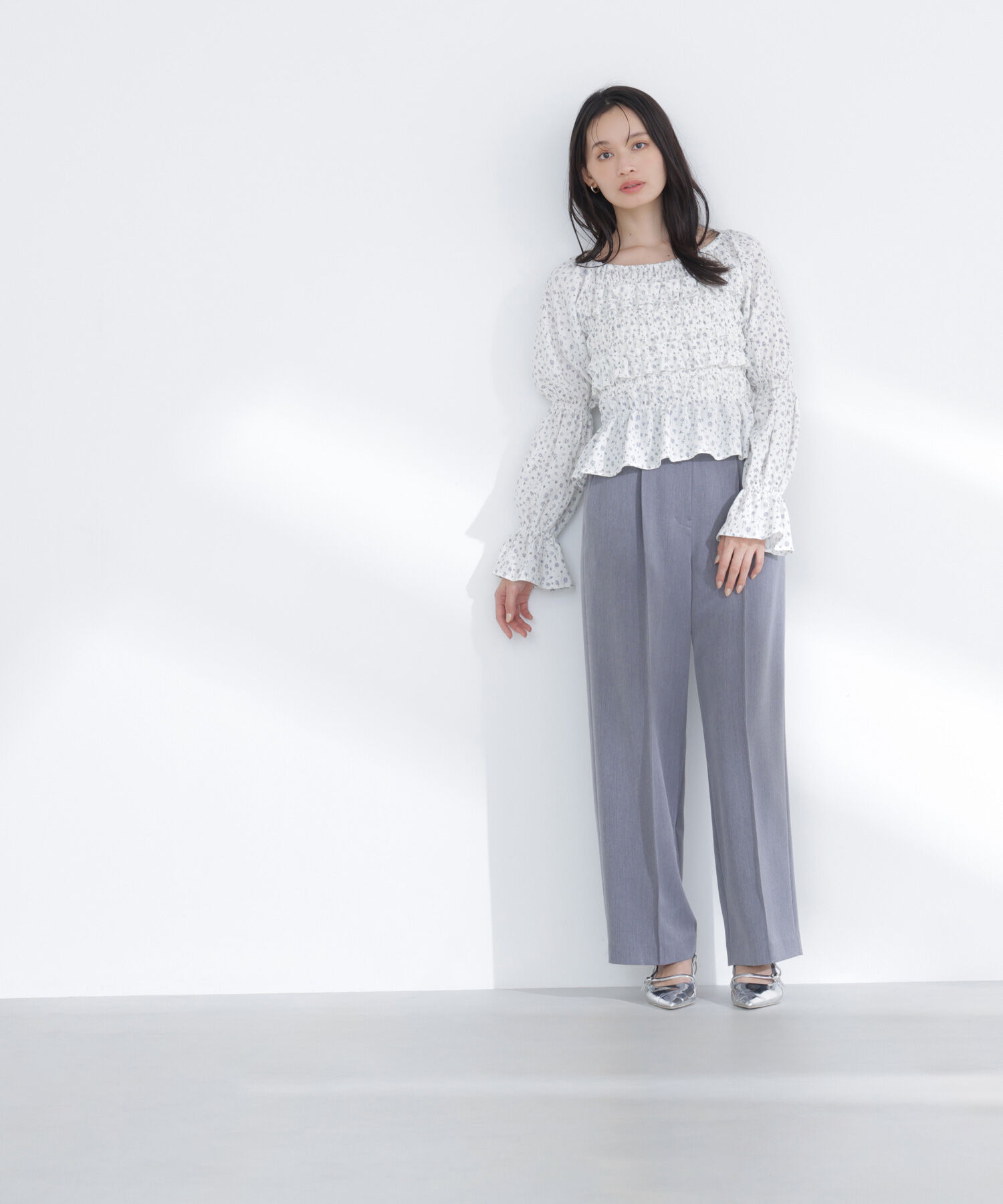  「ミニフラワーシャーリングブラウス」|シャツ・ブラウス|