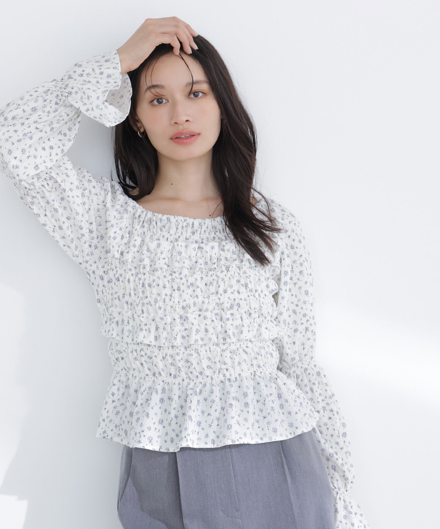  「ミニフラワーシャーリングブラウス」|シャツ・ブラウス|