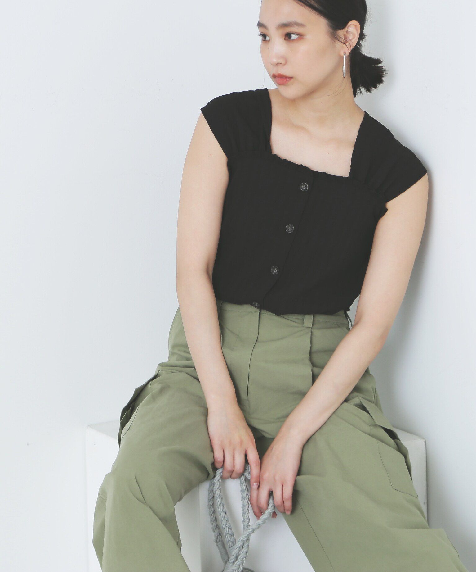  「フロントボタンノースリブラウス」|シャツ・ブラウス|