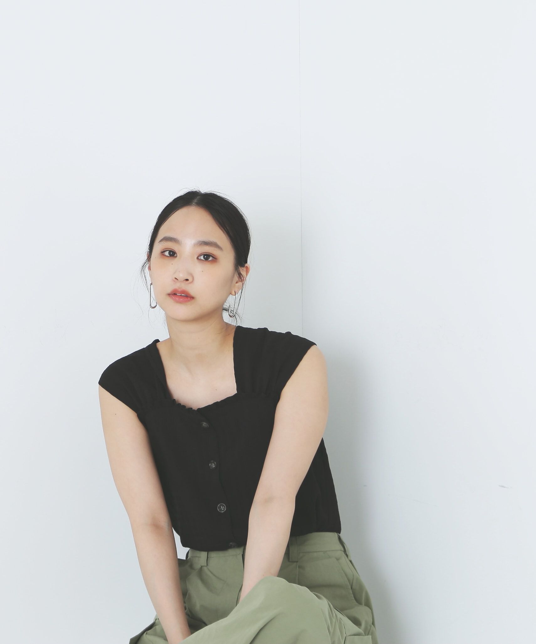  「フロントボタンノースリブラウス」|シャツ・ブラウス|