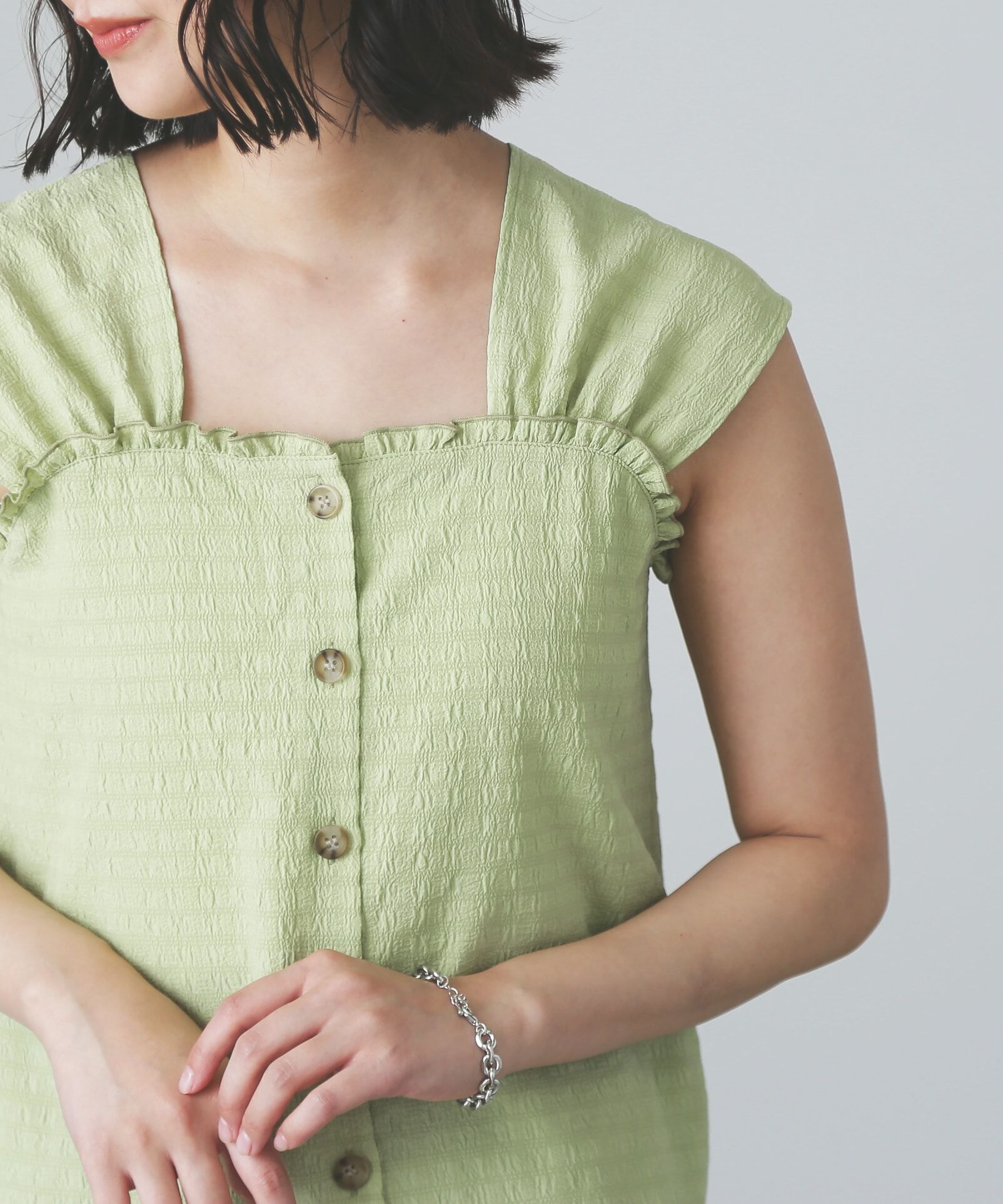  「フロントボタンノースリブラウス」|シャツ・ブラウス|