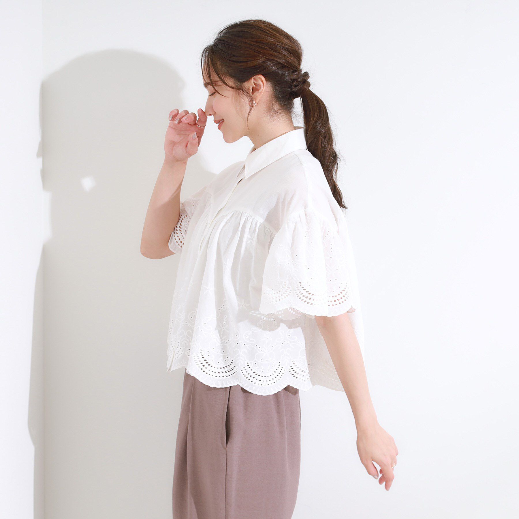 SHOO･LA･RUE「コーデの主役になる スカラップレースブラウス」|シャツ・ブラウス|