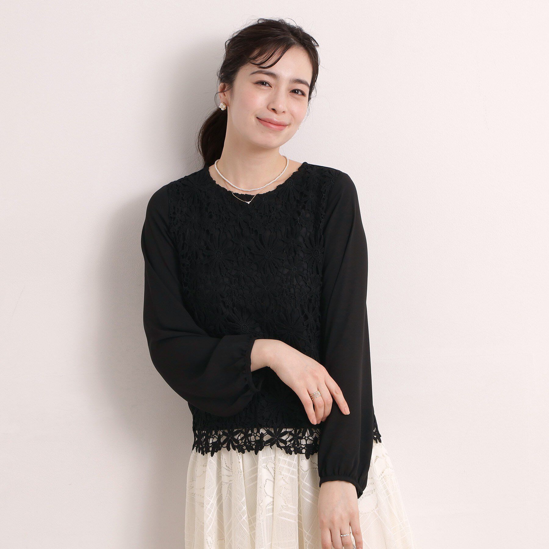 ITS&rsquo;DEMO「フロントレースブラウス」|シャツ・ブラウス|ブラック(019)