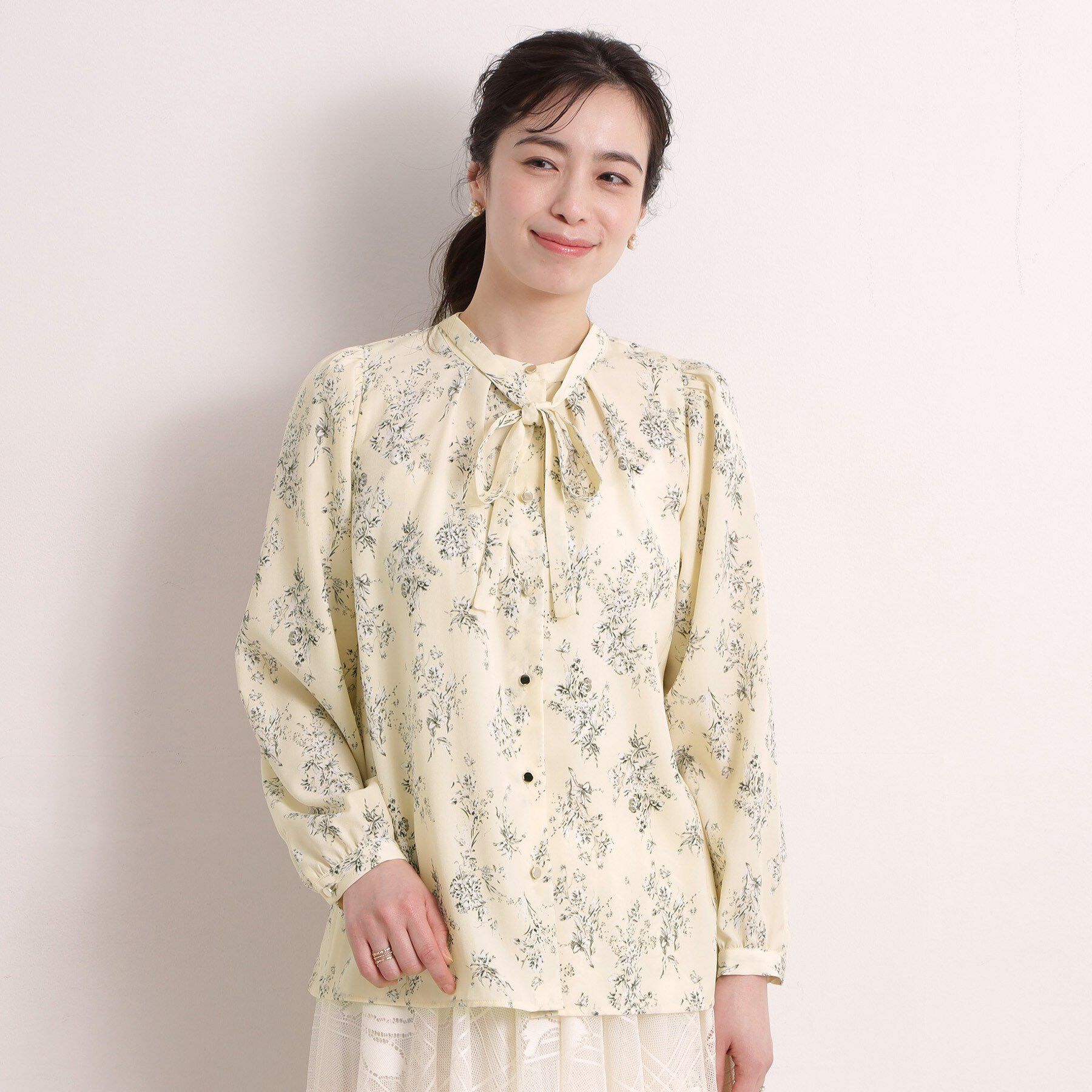 ITS&rsquo;DEMO「花柄ボウタイブラウス」|シャツ・ブラウス|