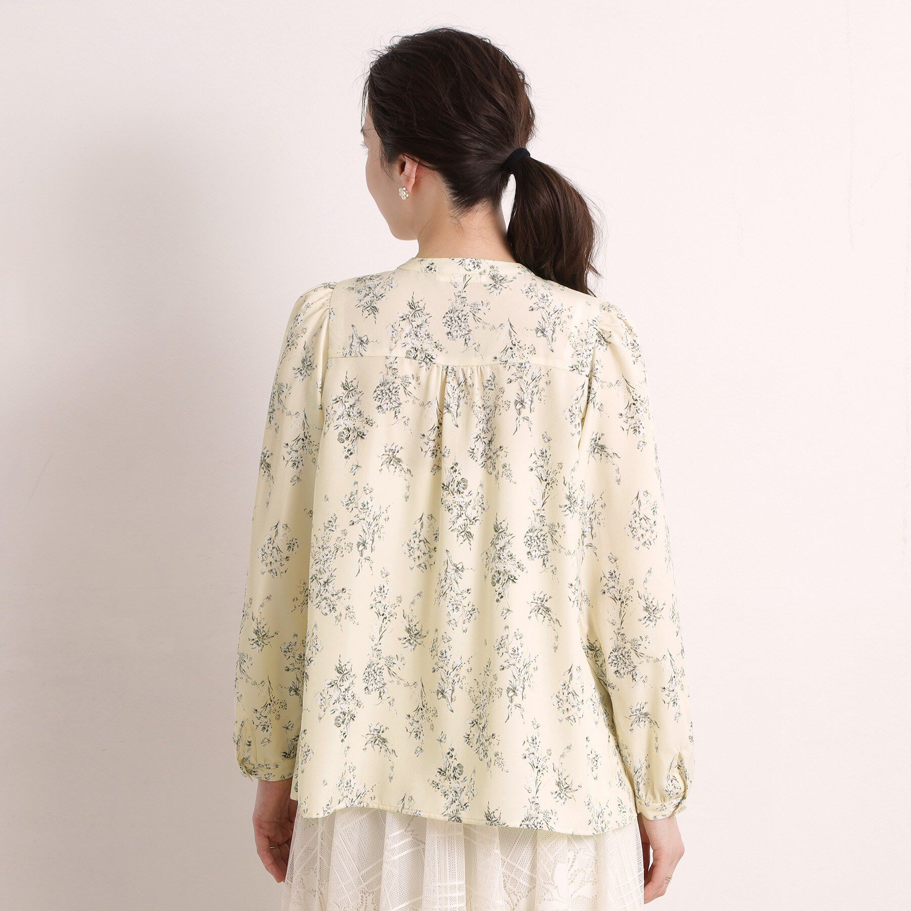 ITS&rsquo;DEMO「花柄ボウタイブラウス」|シャツ・ブラウス|