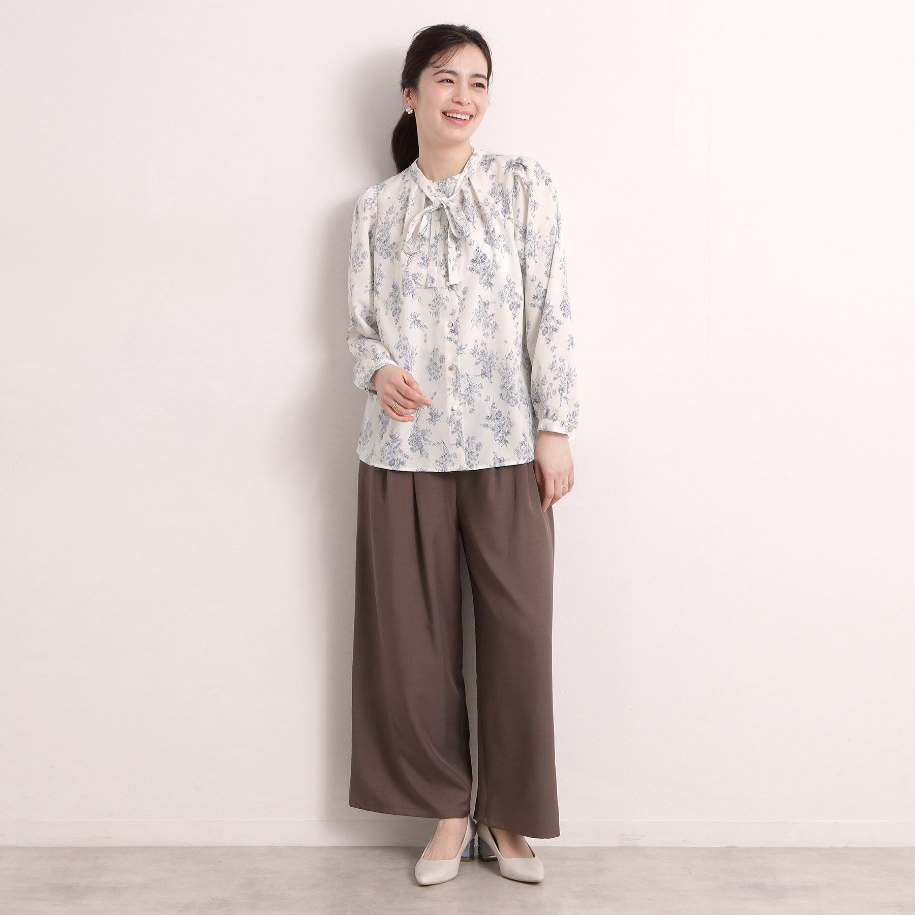 ITS&rsquo;DEMO「花柄ボウタイブラウス」|シャツ・ブラウス|