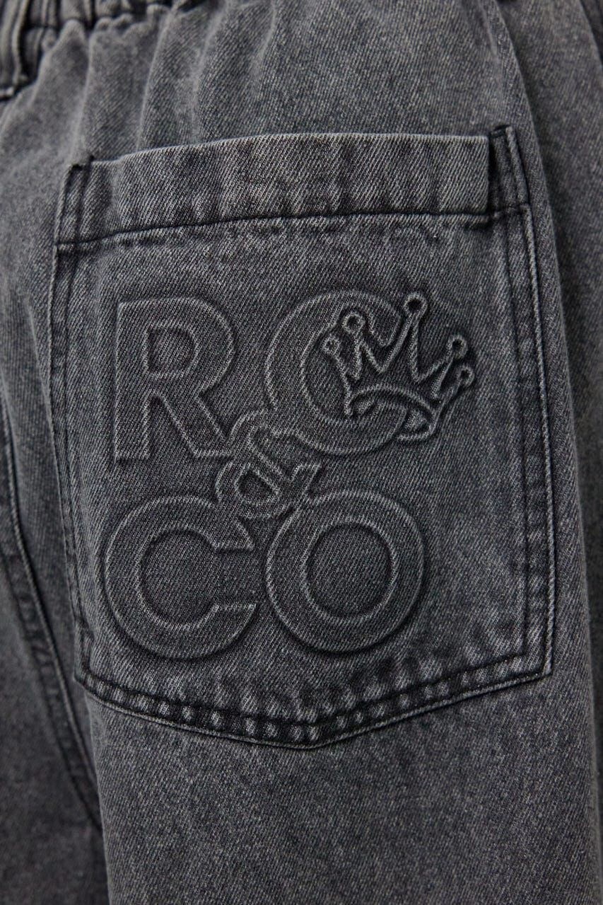 RODEO CROWNS「エンボスロゴデニムパンツ」|デニム|