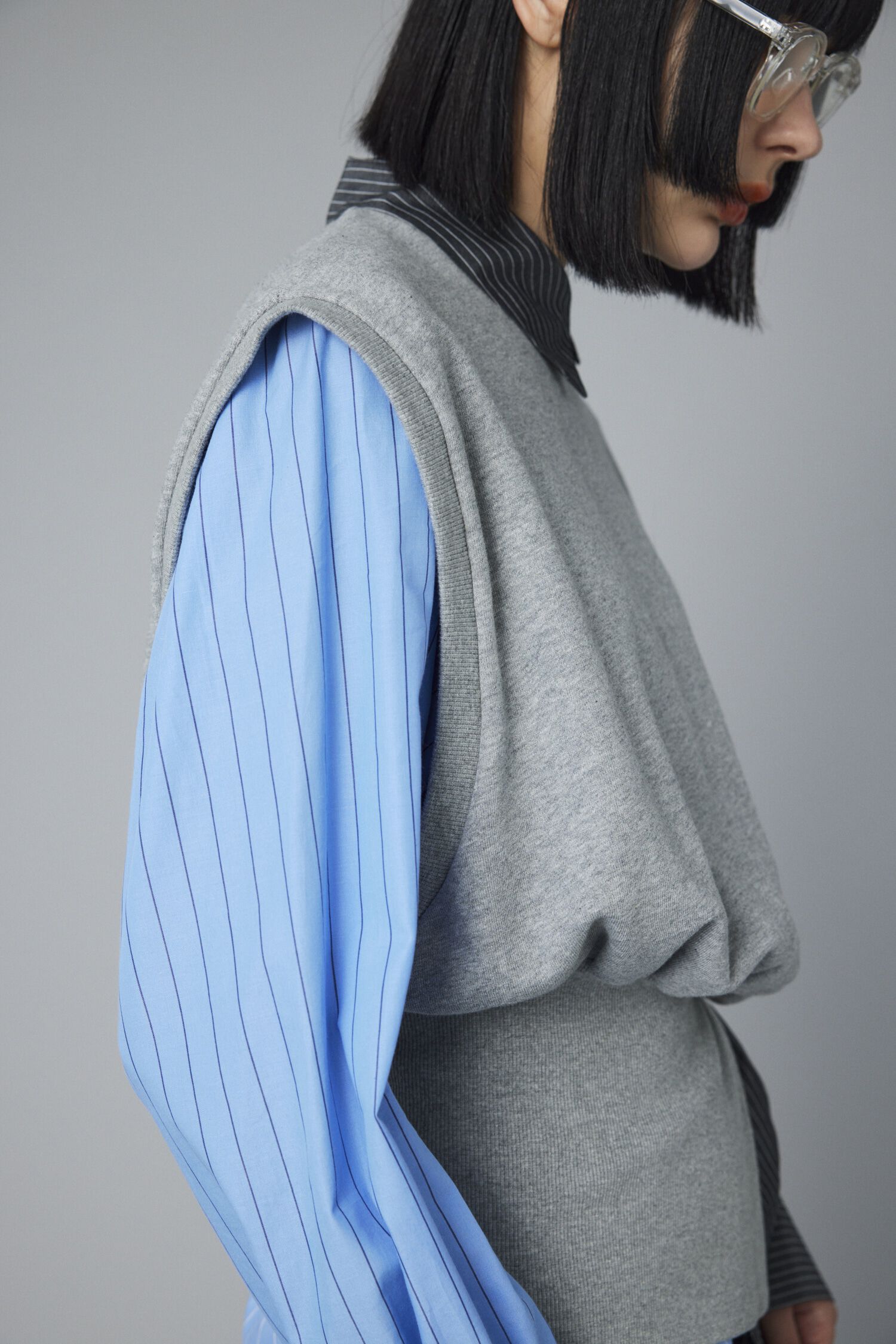 HeRIN.CYE「Compact cut vest」|シャツ・ブラウス|