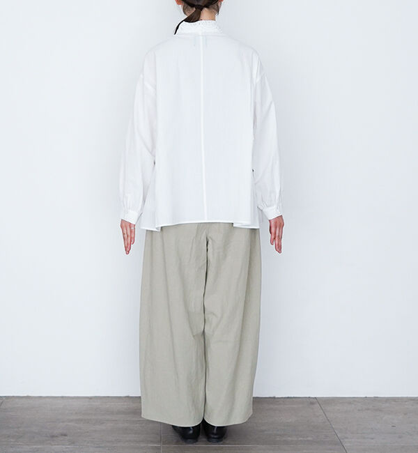 オオカミとフクロウ「オオカミと小鳥の囀る木の下で」|シャツ・ブラウス|