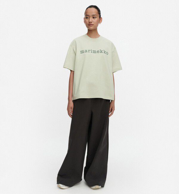 Marimekko「Veisto Logo Placement Tシャツ」|シャツ・ブラウス|ﾗｲﾄｸﾞﾘｰﾝ&times;ﾗｲﾄｸﾞﾘｰﾝ