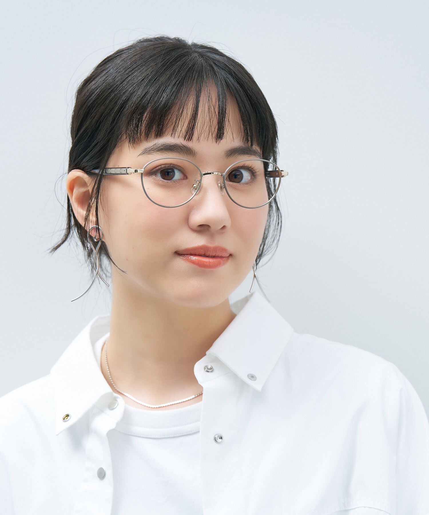  「オーバル型 メガネ｜上品で高級感のある 大人可愛いメガネ フェミニン レンズ交換券付き STANDARD MUSE」|メガネ|