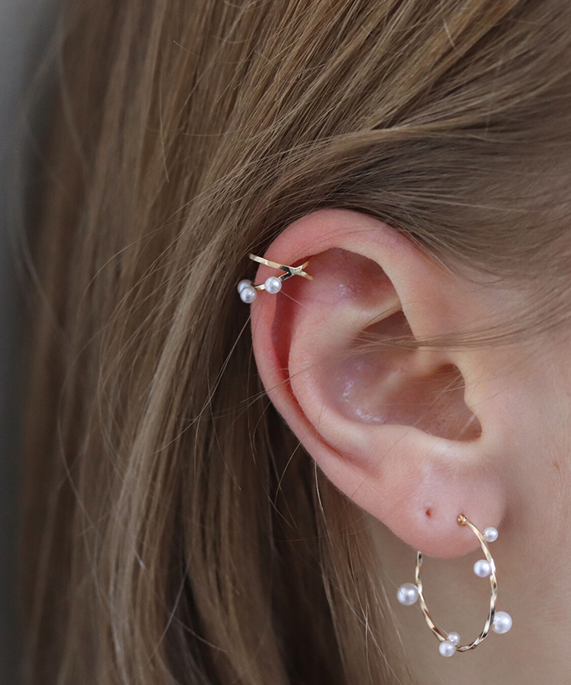  「パール リリー イヤーカフ| K10YG【片耳用】〈2026 Spring Collection〉」|イヤーカフ|