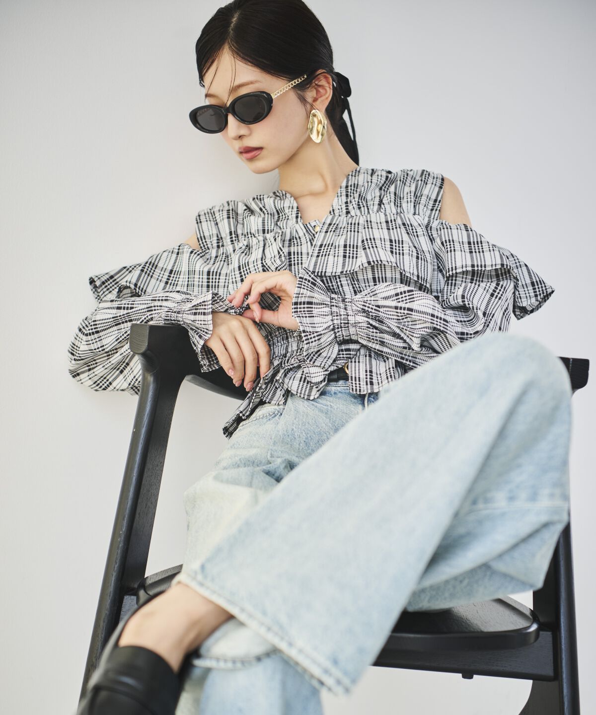 アンドクチュール「オープンショルダーチェックフリルブラウス」|シャツ・ブラウス|