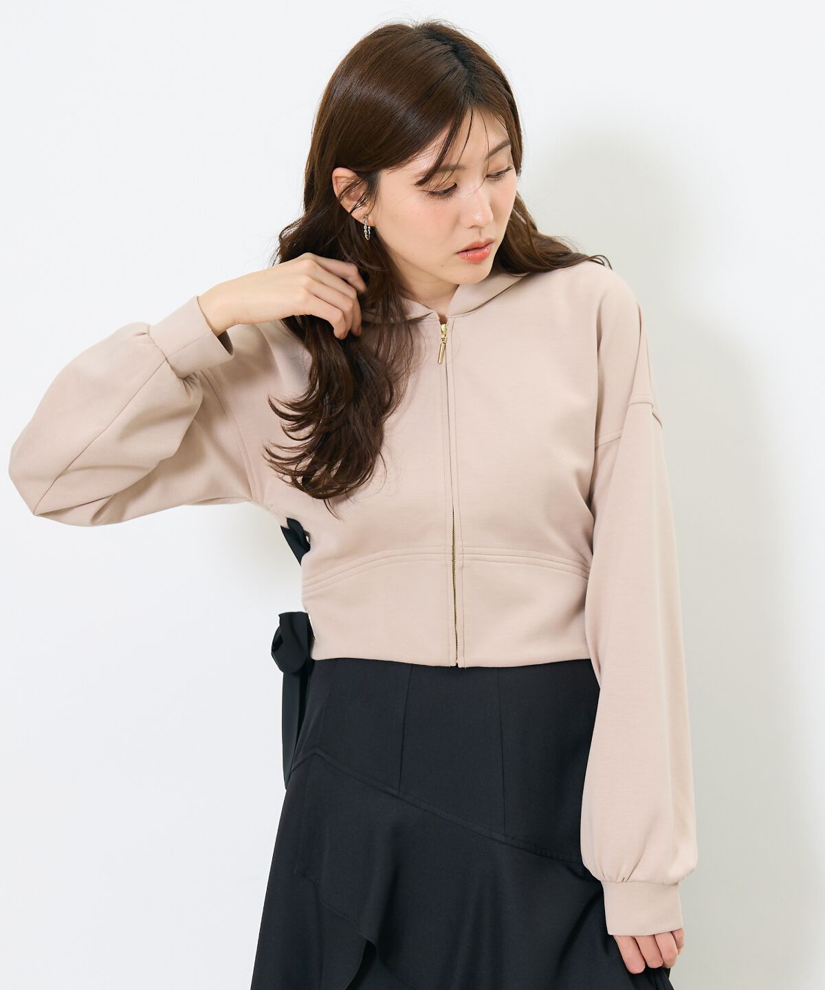 アンドクチュール「レースアップリボンフーディー」|パーカー|