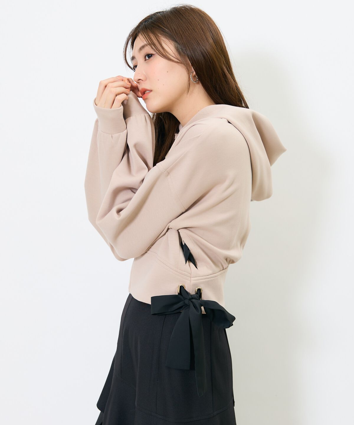 アンドクチュール「レースアップリボンフーディー」|パーカー|