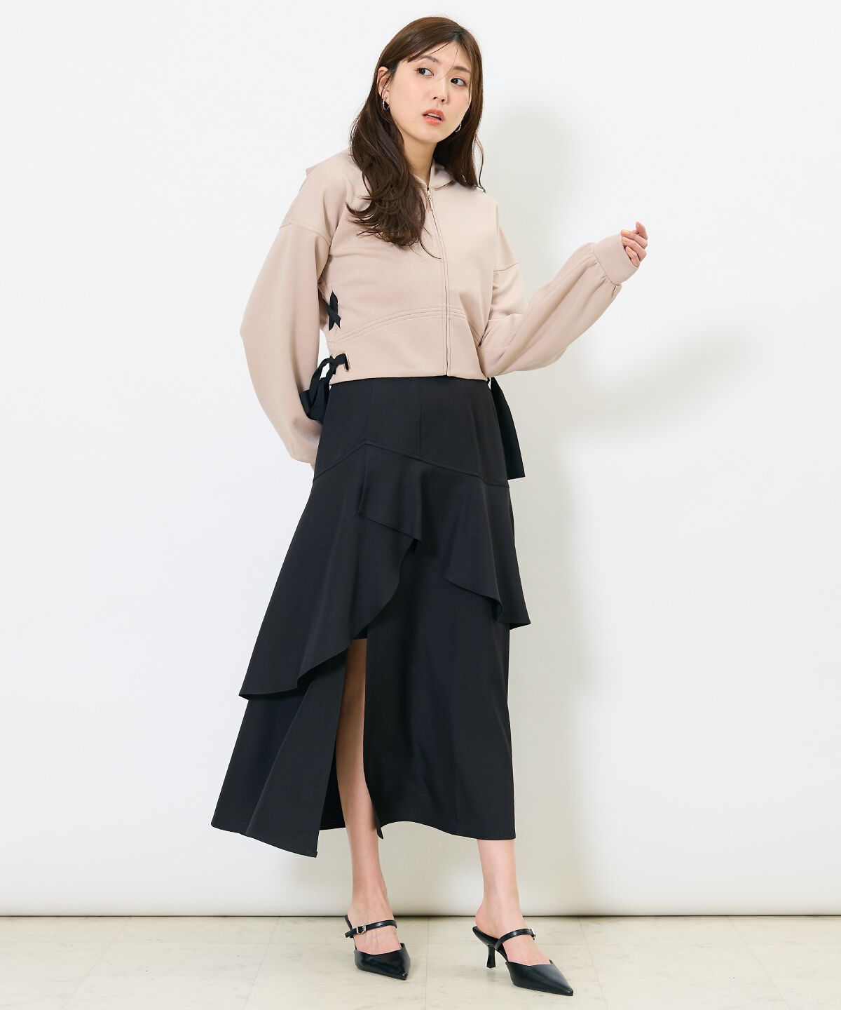 アンドクチュール「レースアップリボンフーディー」|パーカー|