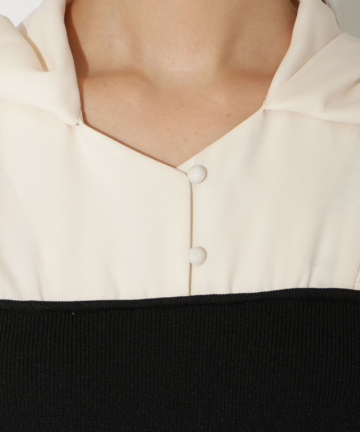 アンドクチュール「フリルショルダーボウタイドッキングワンピース」|ワンピース|