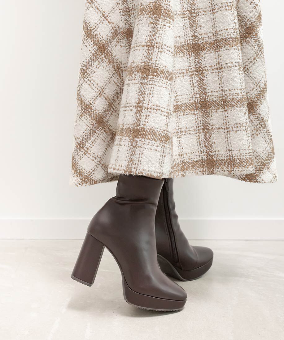  「晴雨兼用 チャンキーヒールベーシックショートブーツ」|ショートブーツ|