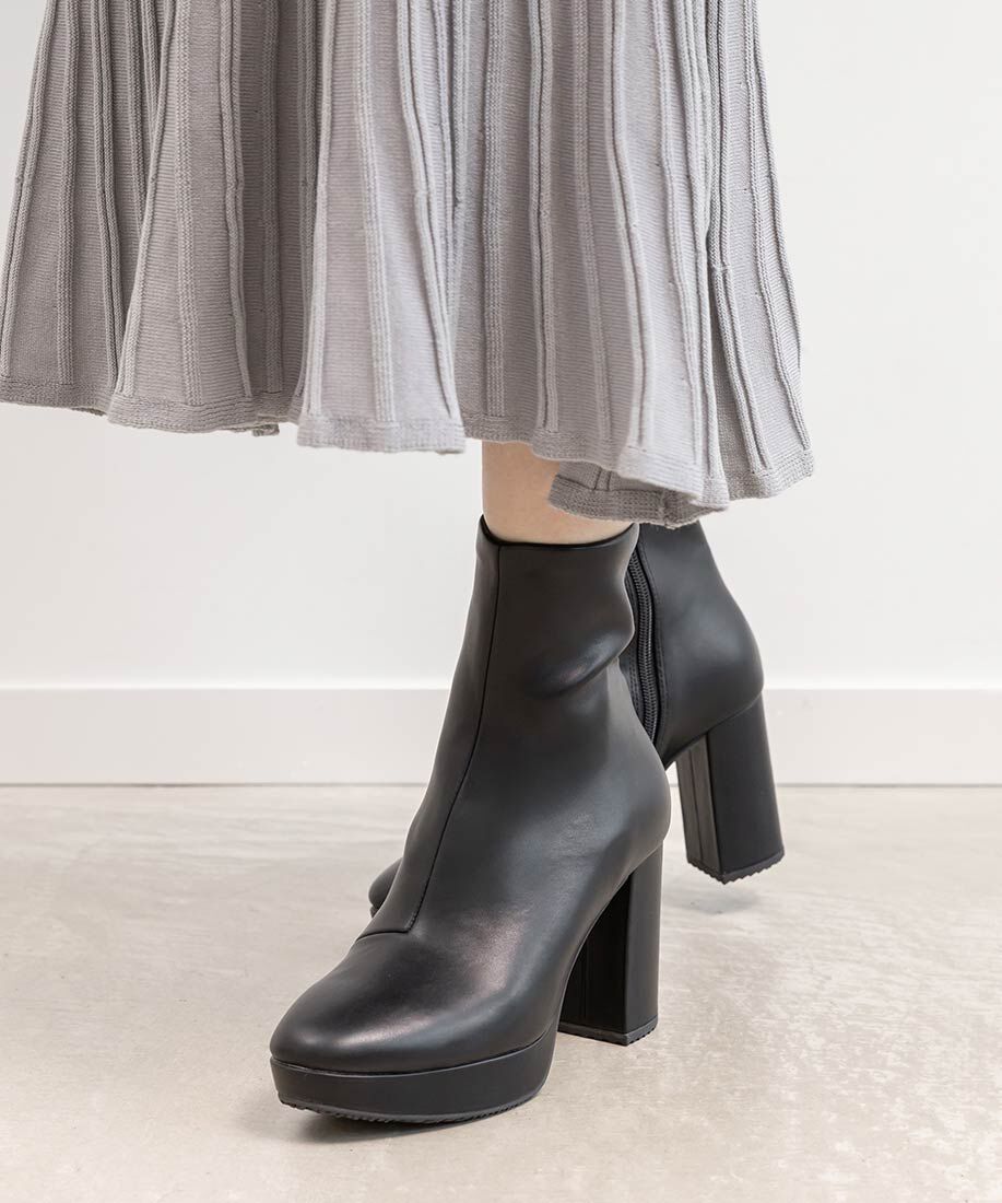  「晴雨兼用 チャンキーヒールベーシックショートブーツ」|ショートブーツ|