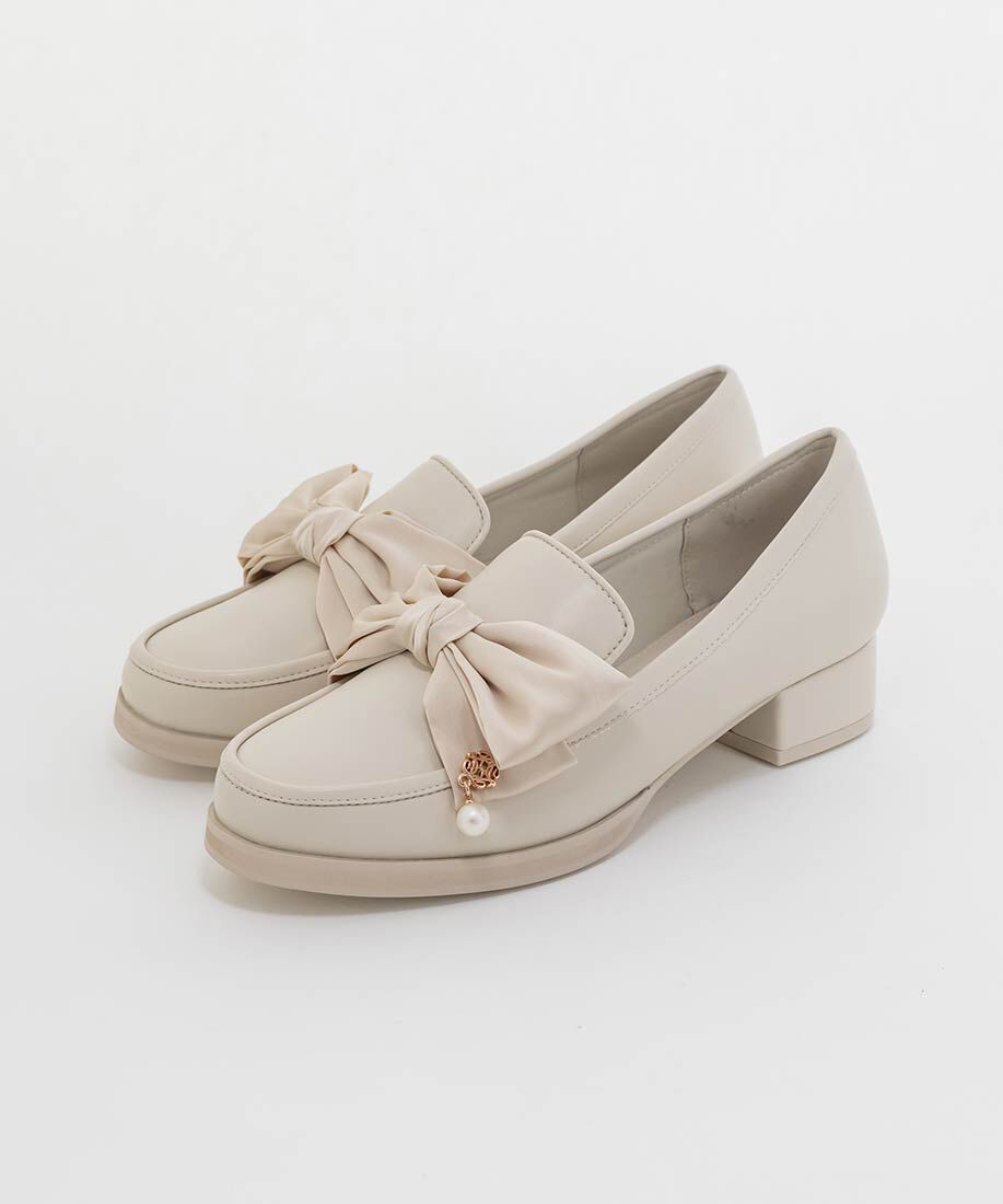  「パールチャームサテンリボンローファー」|ローファー|