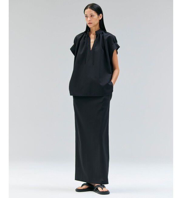 BEIGE,「【洗える/接触冷感/速乾/UVケア対応】BATEAU / Vネックバックギャザーハーフスリーブブラウス」|シャツ・ブラウス|