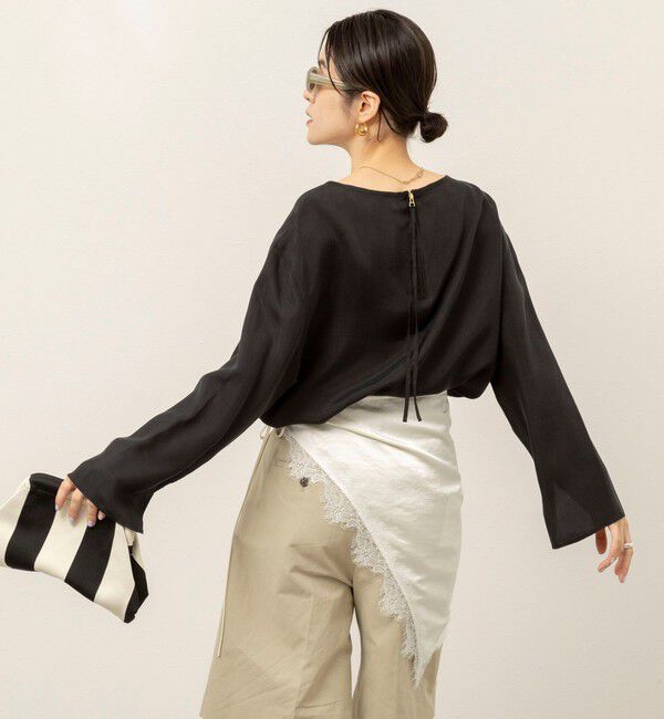 MAQWEL「《セットアップ対応》【MAQWEL/マクウェル】ウォッシャブルサテンTブラウス」|シャツ・ブラウス|