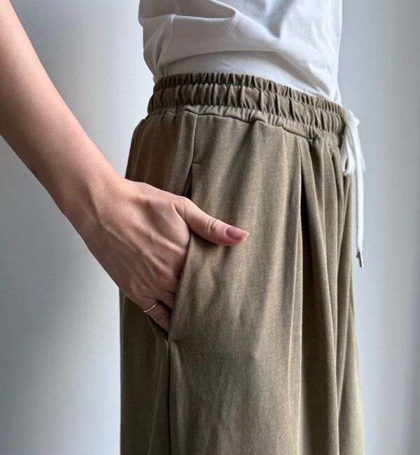  「ビンテージ風タックワイドドロストパンツ」|チノ|