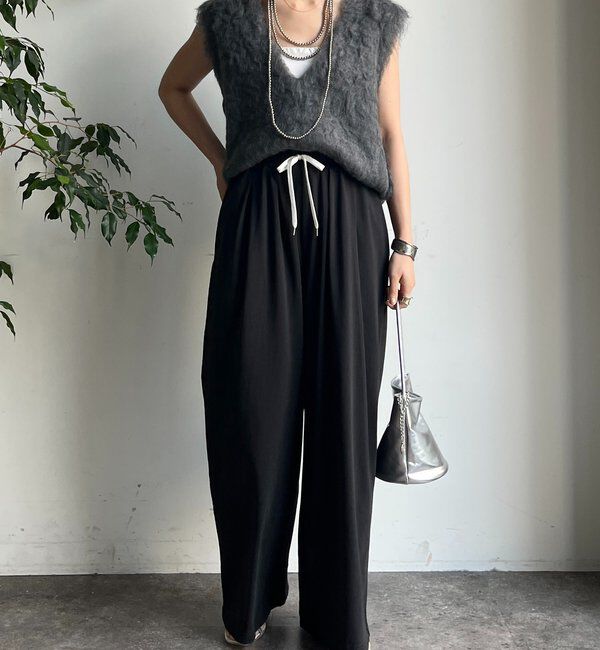  「ビンテージ風タックワイドドロストパンツ」|チノ|