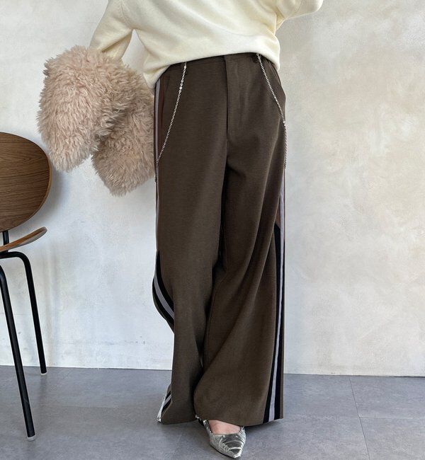  「【WEB限定】サイドラインワイドパンツ」|チノ|