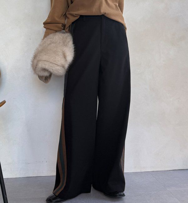  「【WEB限定】サイドラインワイドパンツ」|チノ|