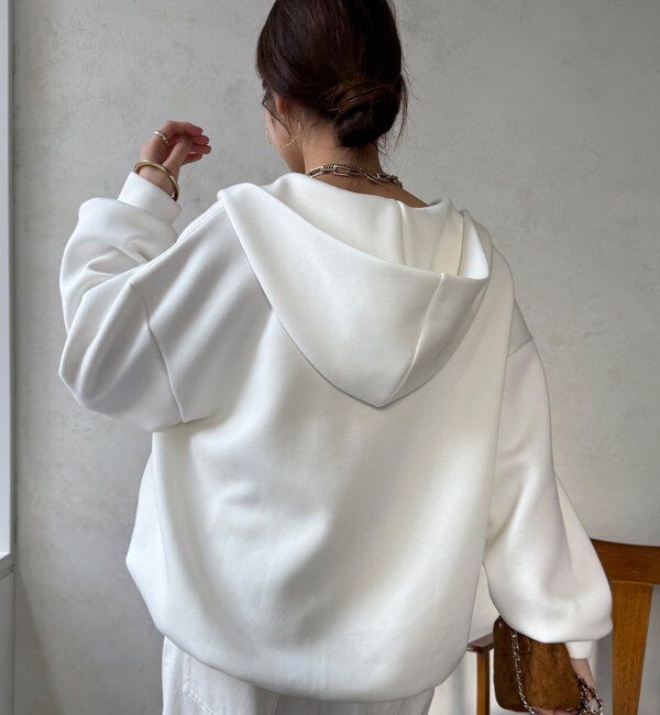  「【WEB限定】パール＋ロゴジップパーカー」|Tシャツ・カットソー|