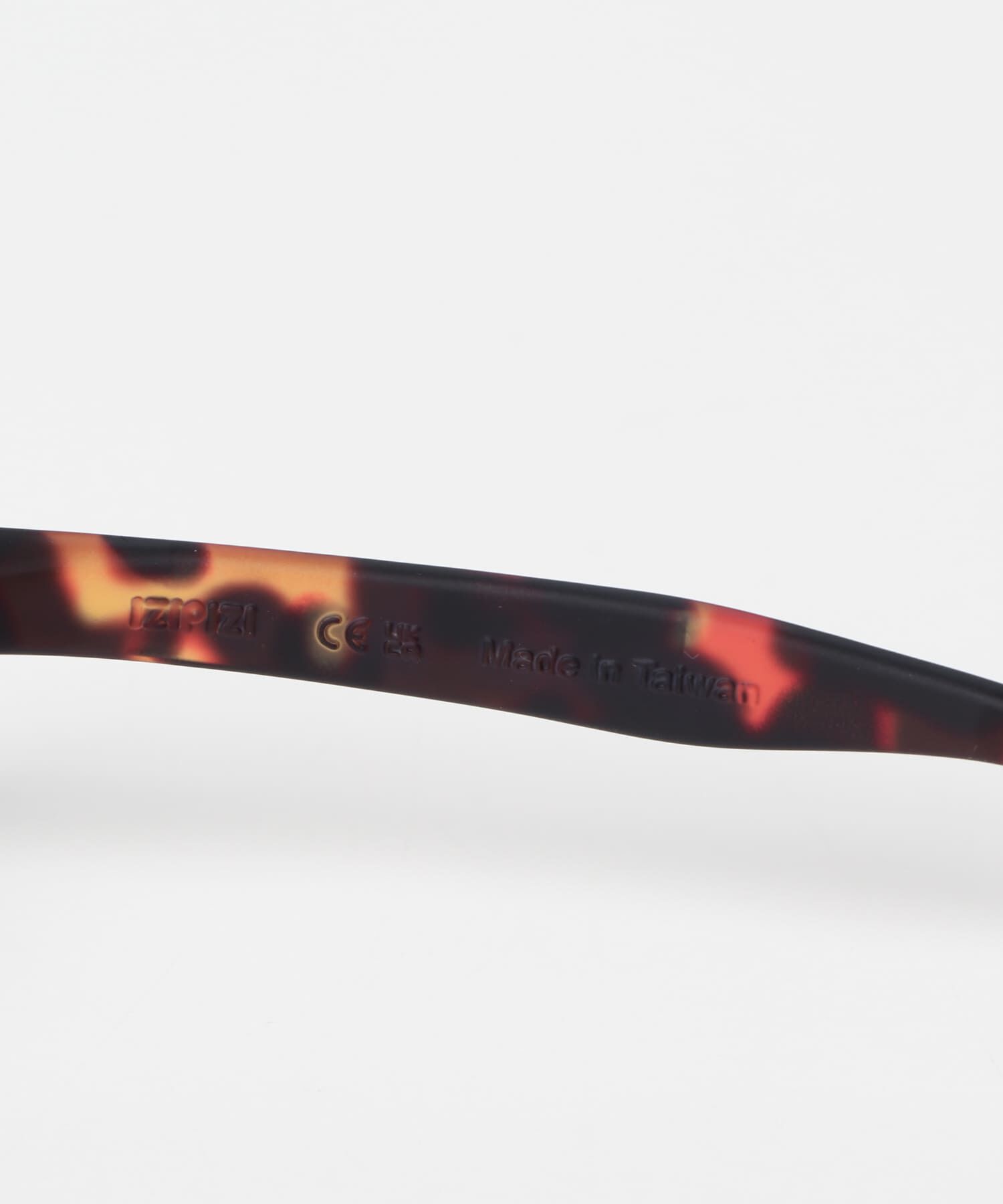 URBAN RESEARCH DOORS「IZIPIZI　ライトカラーサングラス#C」|メガネ|