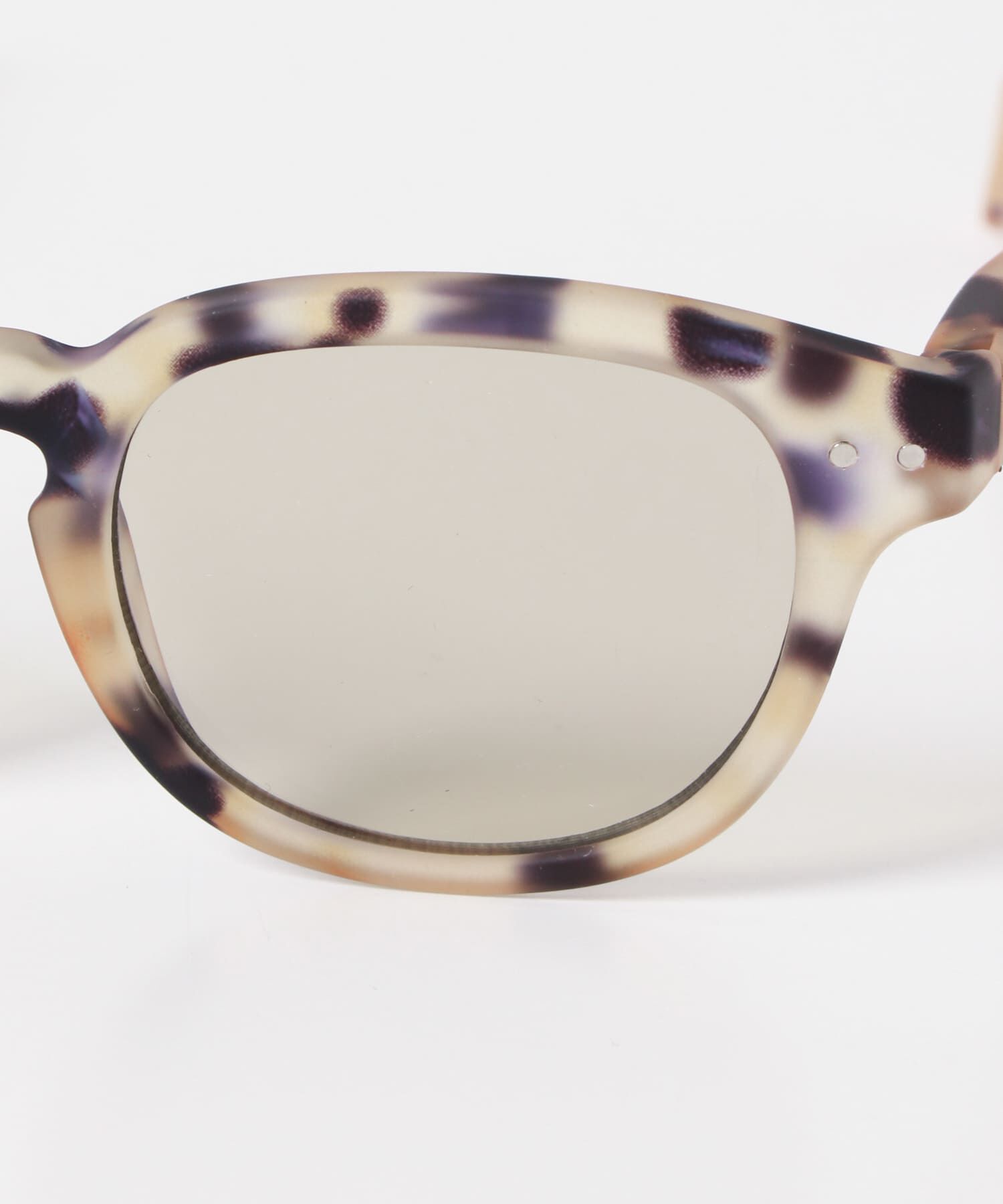 URBAN RESEARCH DOORS「IZIPIZI　ライトカラーサングラス#C」|メガネ|