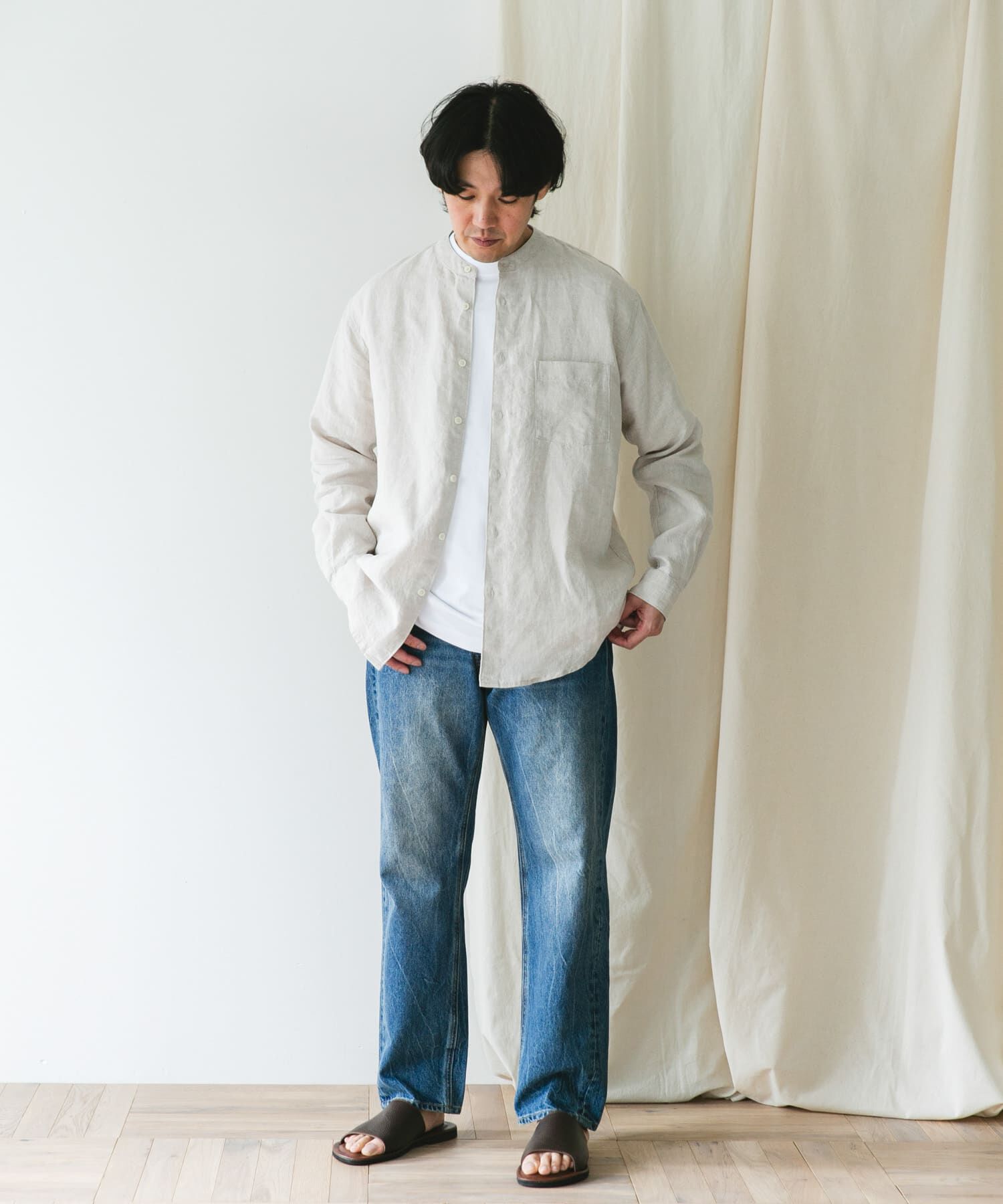 URBAN RESEARCH DOORS「『XLサイズ/WEB限定』シルケットリネンバンドカラーロングスリーブシャツ」|シャツ・ブラウス|