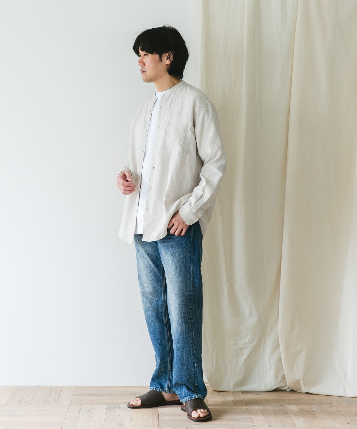 URBAN RESEARCH DOORS「『XLサイズ/WEB限定』シルケットリネンバンドカラーロングスリーブシャツ」|シャツ・ブラウス|