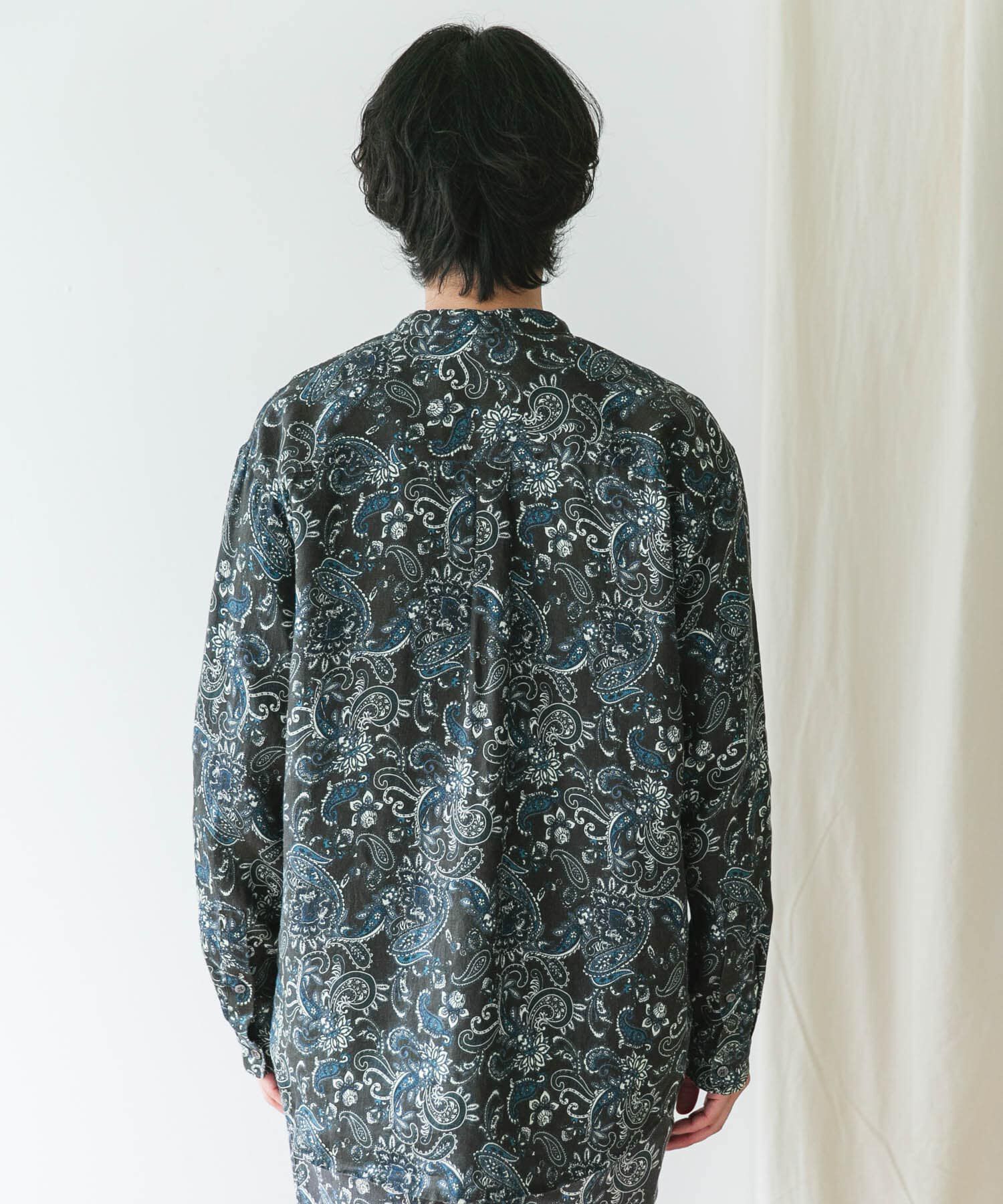 URBAN RESEARCH DOORS「『XLサイズ/WEB限定』シルケットリネンバンドカラーロングスリーブシャツ」|シャツ・ブラウス|