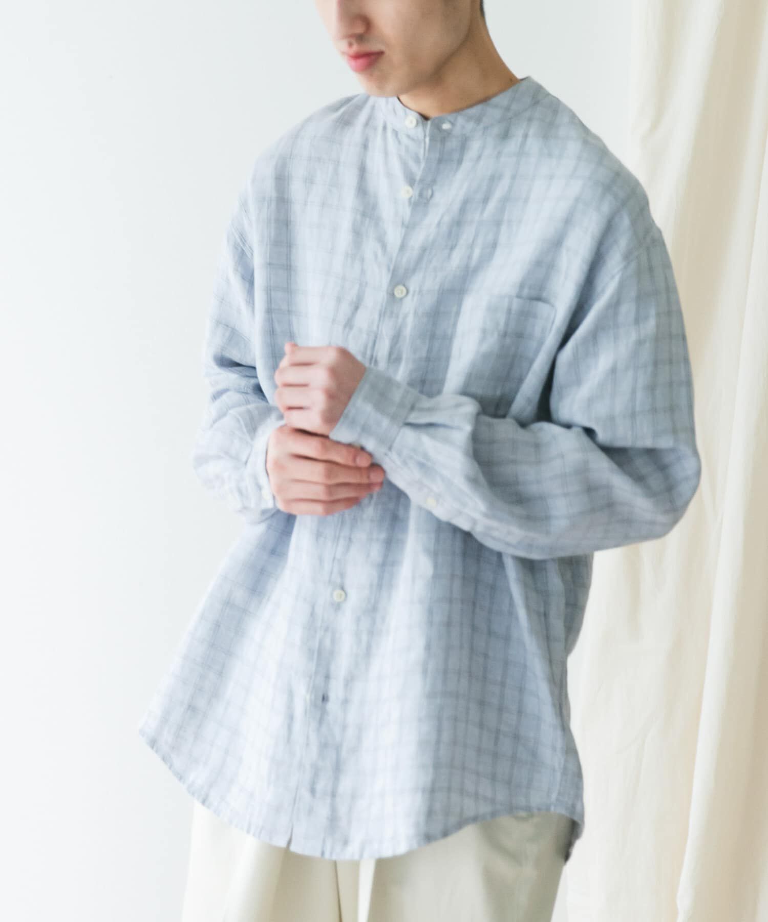 URBAN RESEARCH DOORS「『XLサイズ/WEB限定』シルケットリネンバンドカラーロングスリーブシャツ」|シャツ・ブラウス|